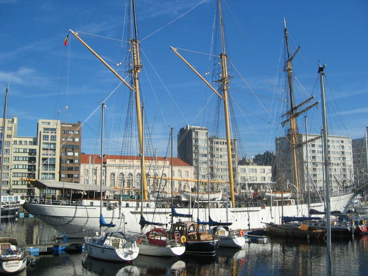 Toffe Studio Op 300M Van De Zeedijk Van Oostende 外观 照片