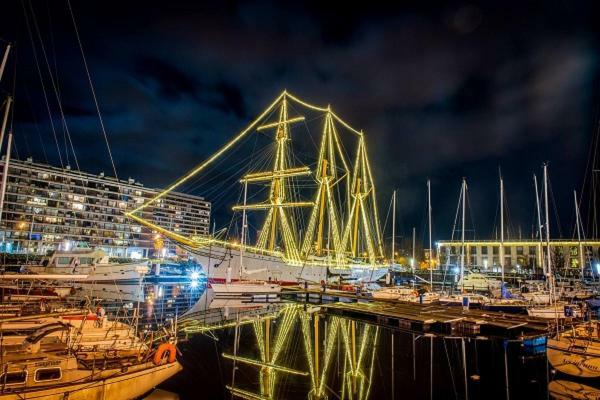 Toffe Studio Op 300M Van De Zeedijk Van Oostende 外观 照片